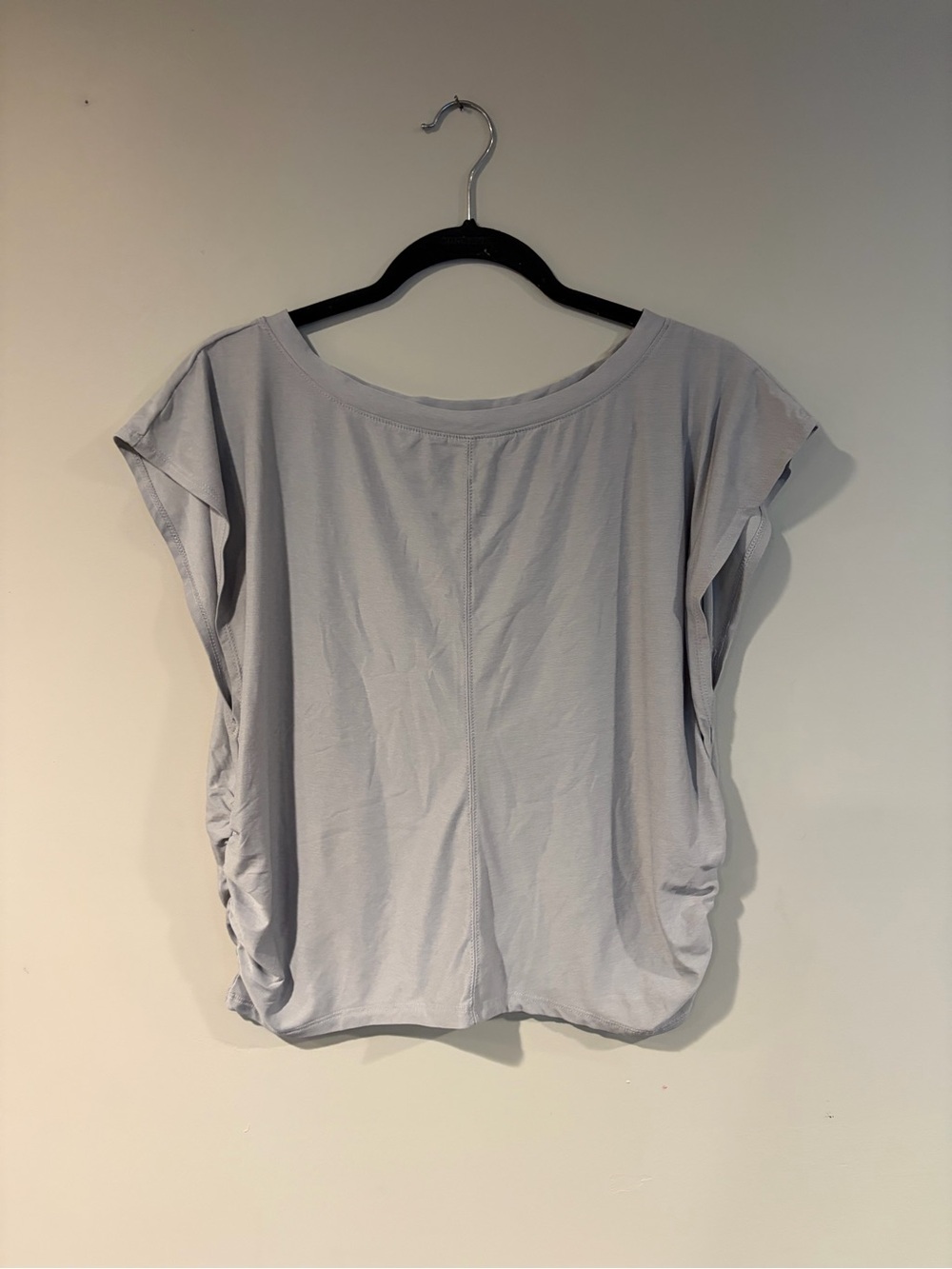 Old Navy Light Gray Short Sleeve Scoop Neck Tee
